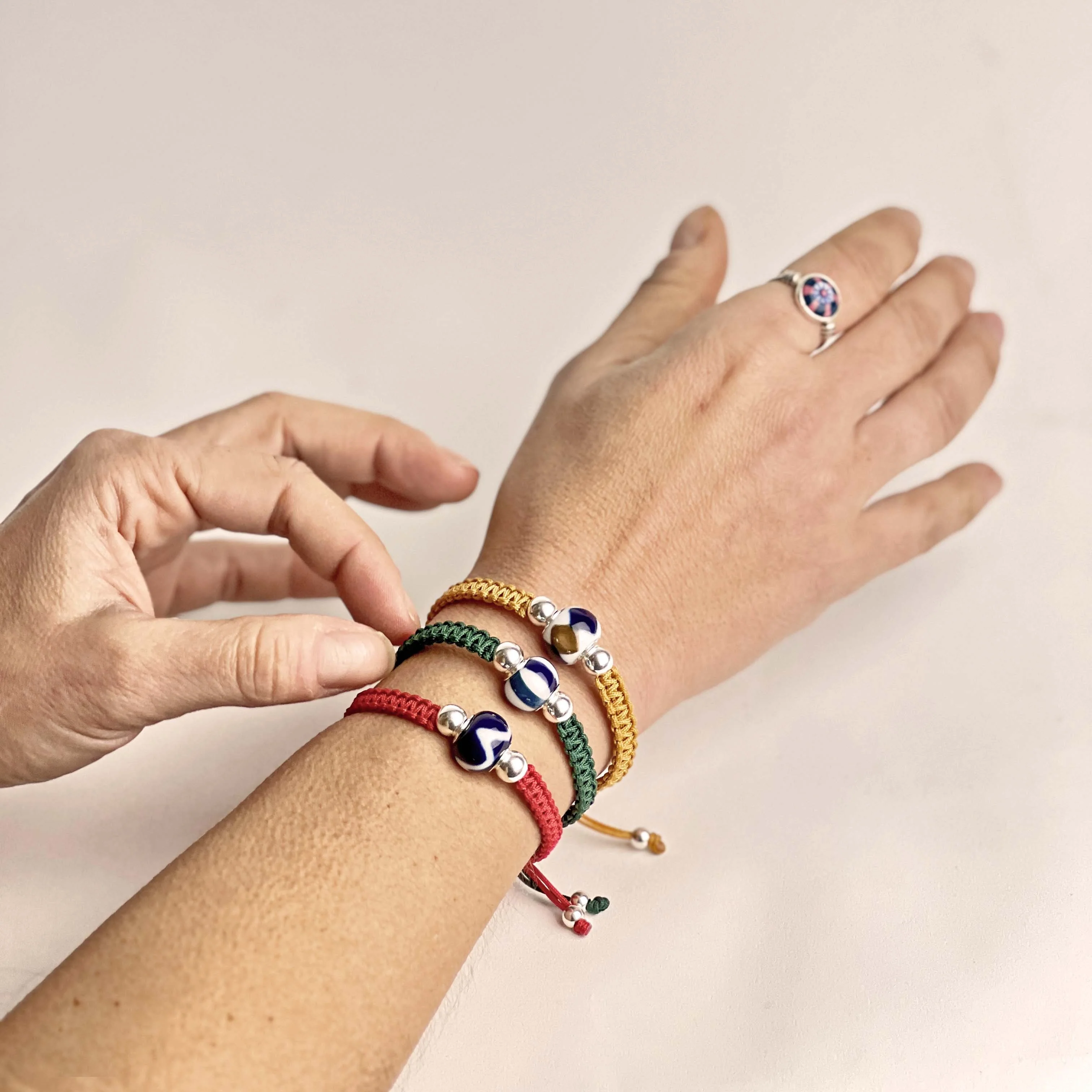 Carnota Red String Bracelet - Image 2