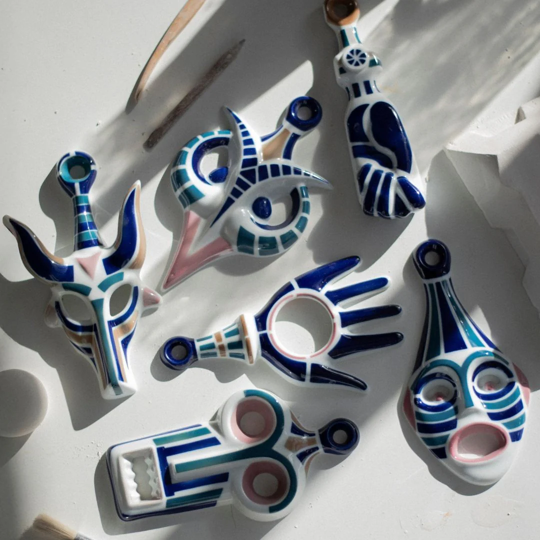 Larchán No. 9 Mask - Image 2